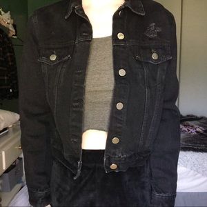 ZARA Distressed Black Denim Jacket • SMALL